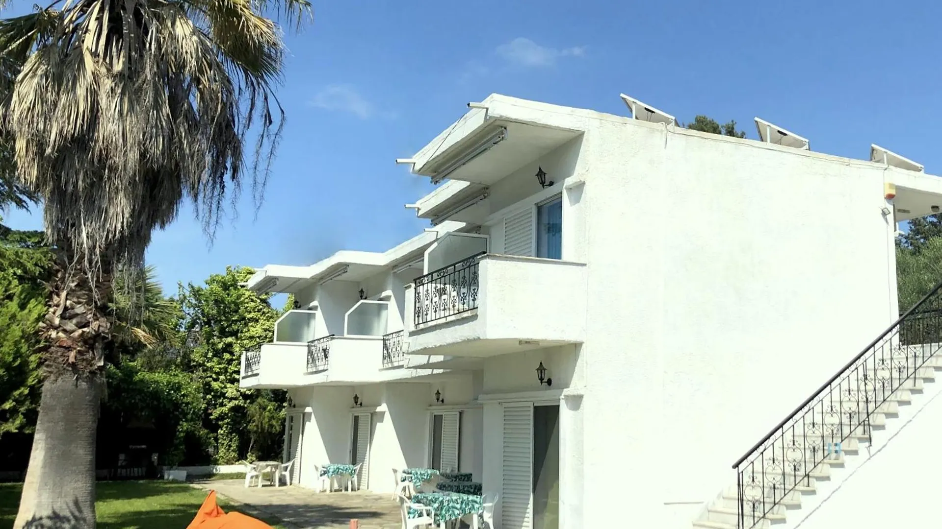 Sophies Olive Haven Appartement Possidi